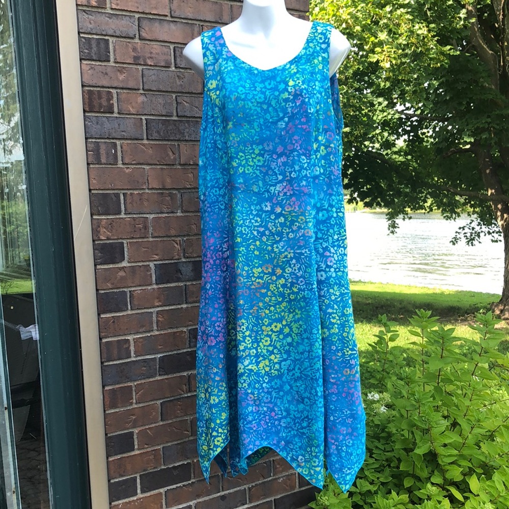 Sleeveless Blue Batik Dress